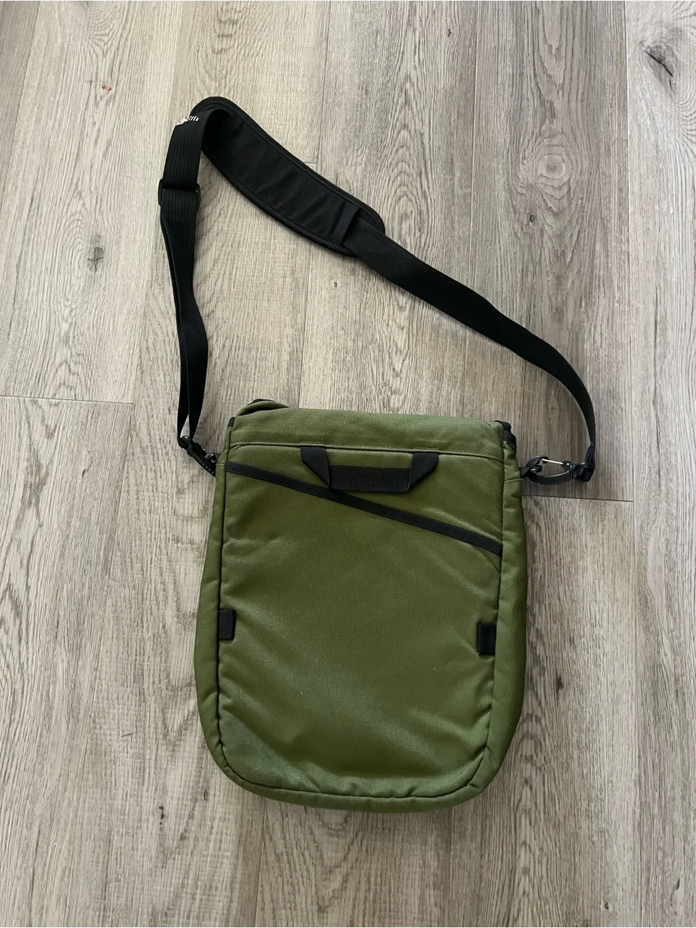 Tom Bihn messenger bag